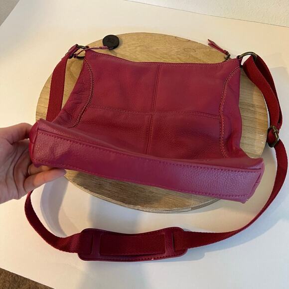 The Sak Lucia Pink Genuine Leather Medium Crossbody Bag - Picture 4 of 13